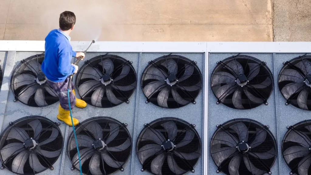 Reinigung für Produktion und Anlagen